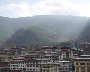 Blick auf Thimphu, die Hauptstadt von Bhutan